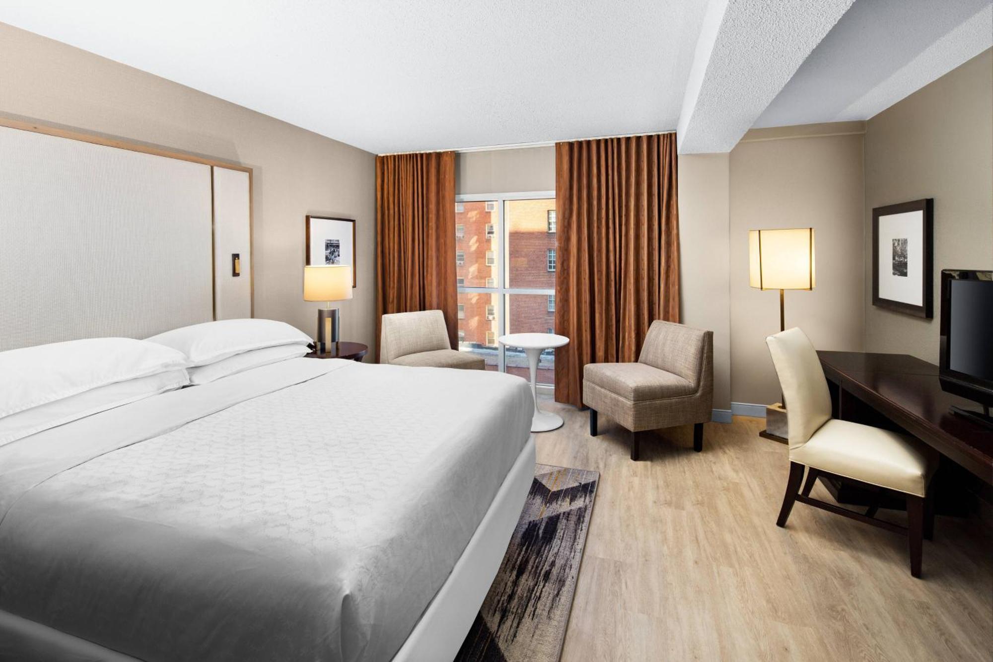 Sheraton Raleigh Hotel Exterior photo