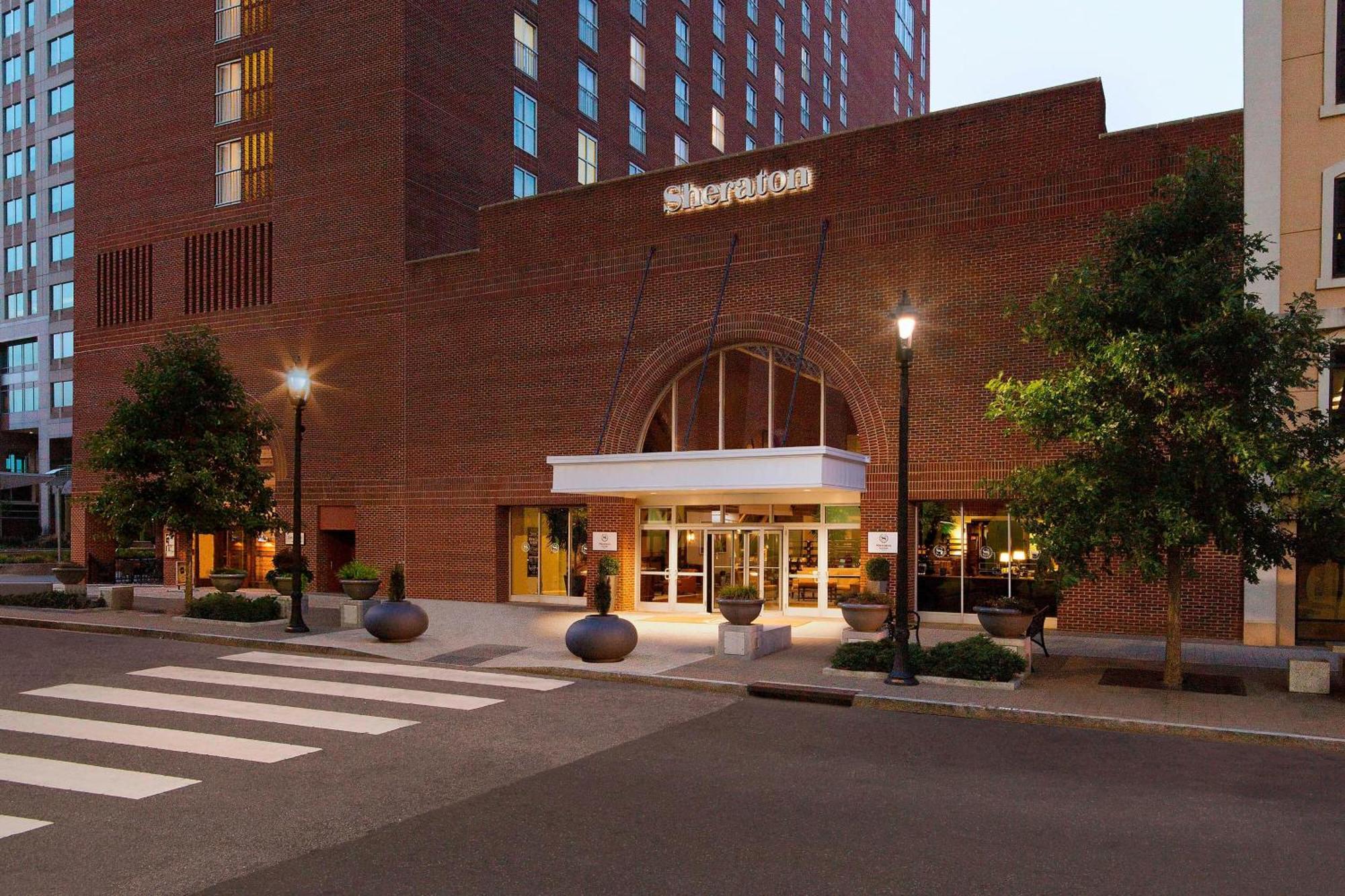 Sheraton Raleigh Hotel Exterior photo