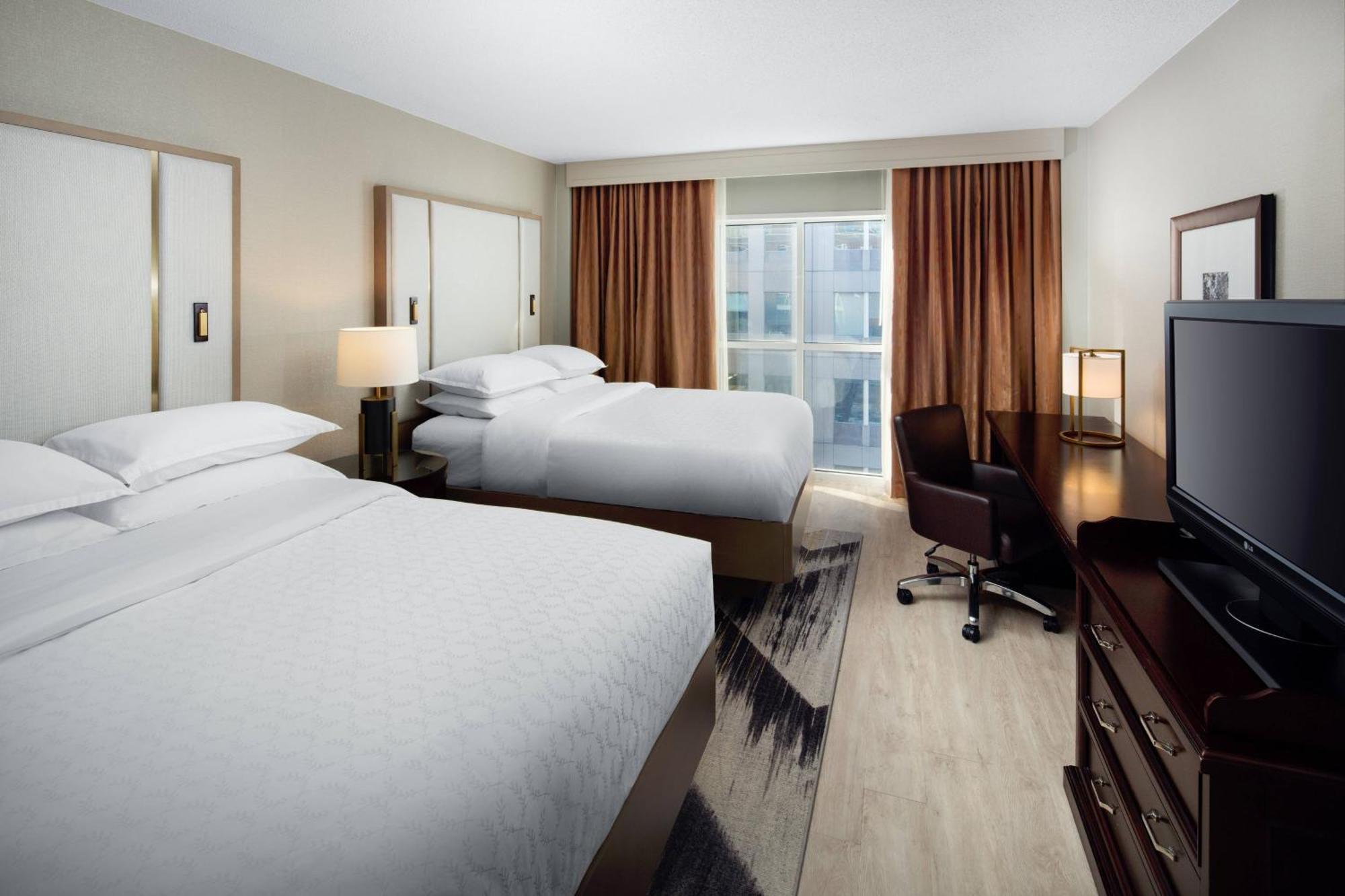 Sheraton Raleigh Hotel Exterior photo