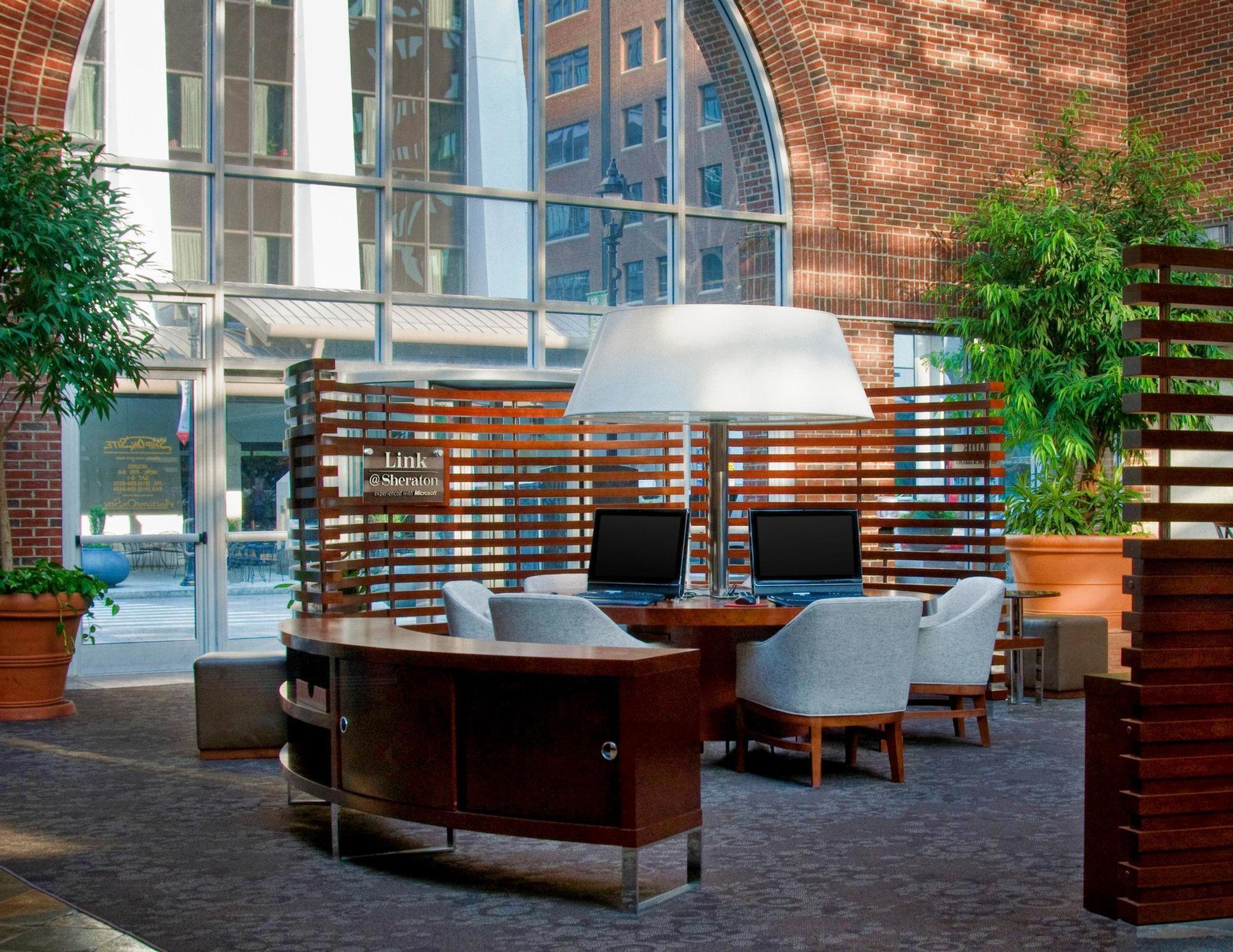Sheraton Raleigh Hotel Exterior photo