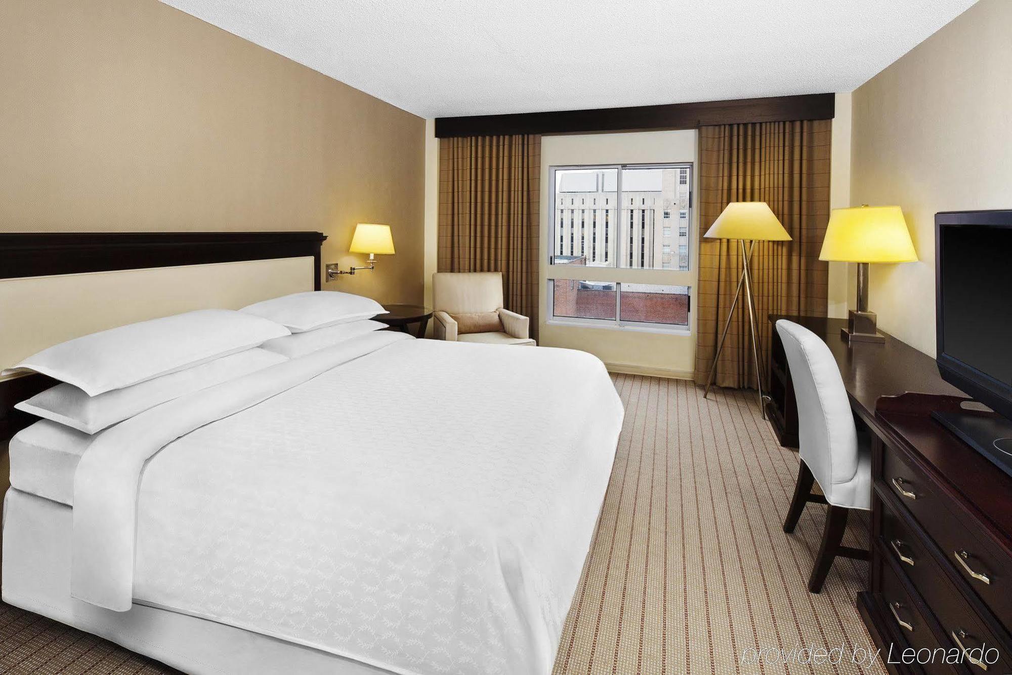 Sheraton Raleigh Hotel Exterior photo